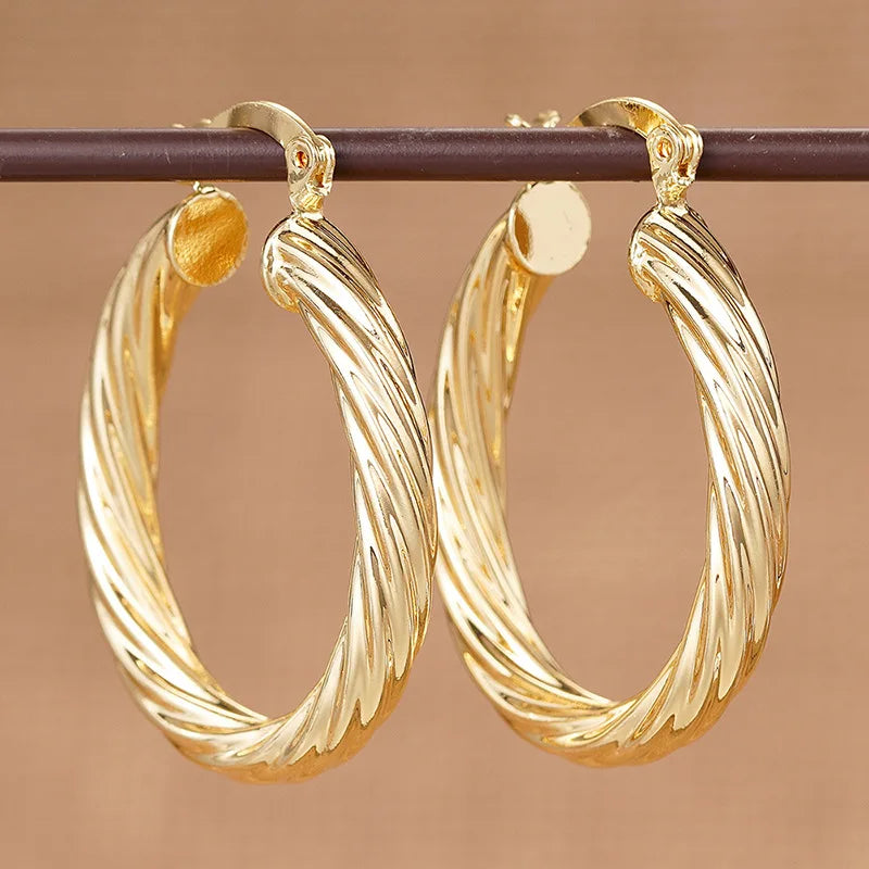 Geometric U-shape ear cuffs