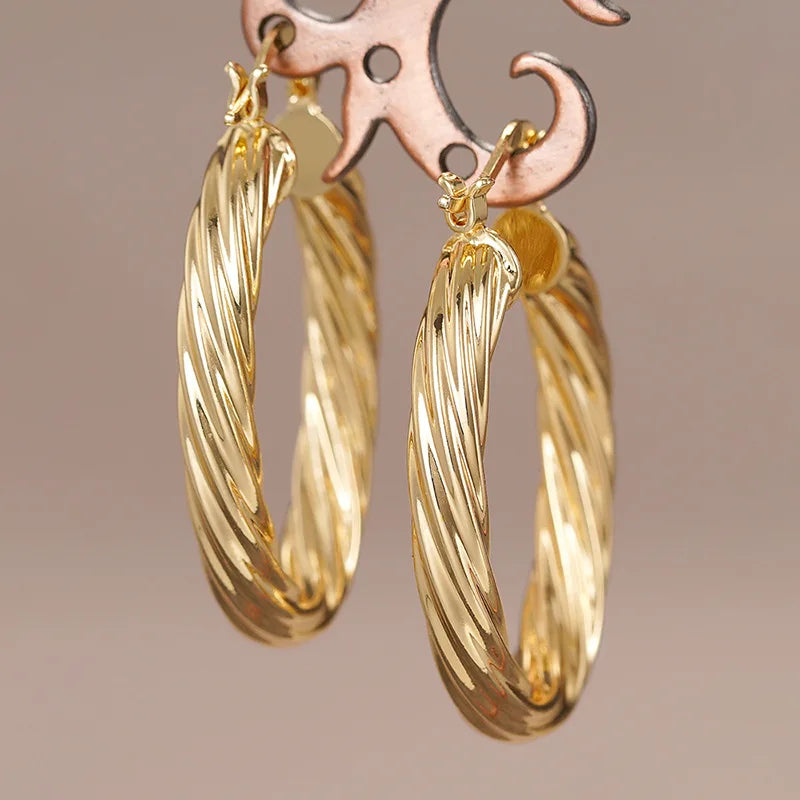 Geometric U-shape ear cuffs