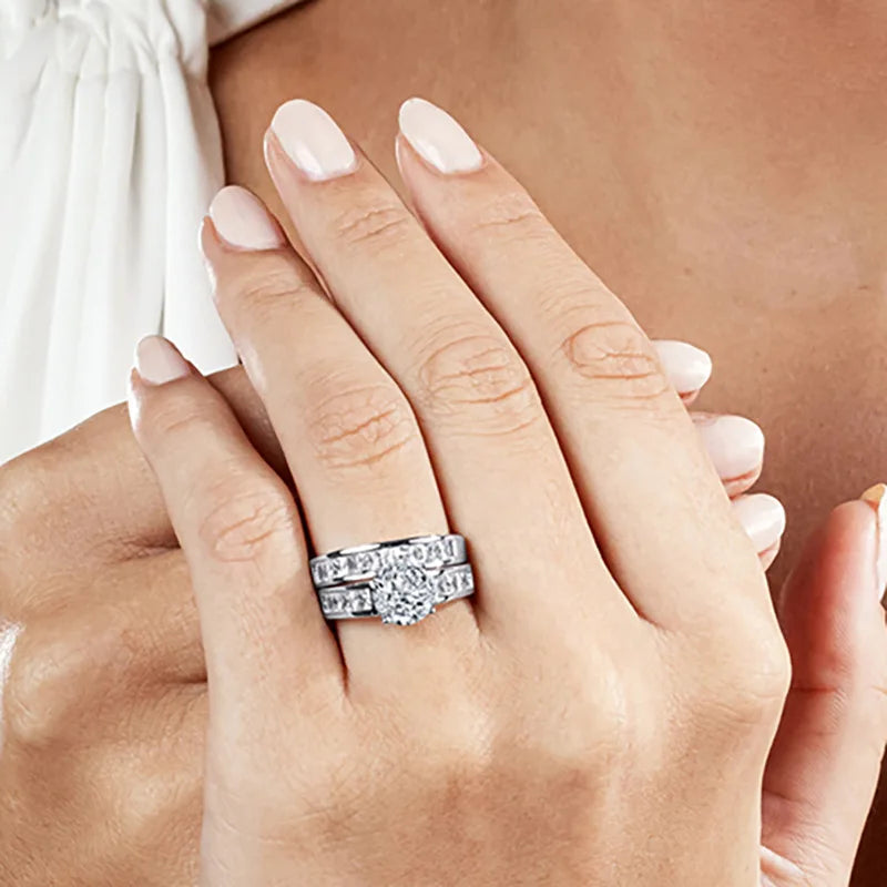 White-gold-tone copper round-stone ring and band design