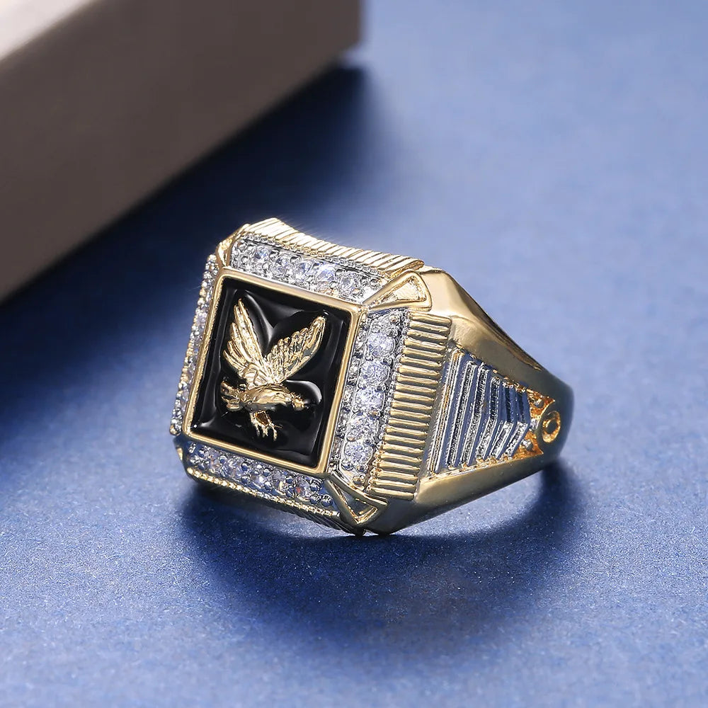 Men's eagle ring with sparkling accents
