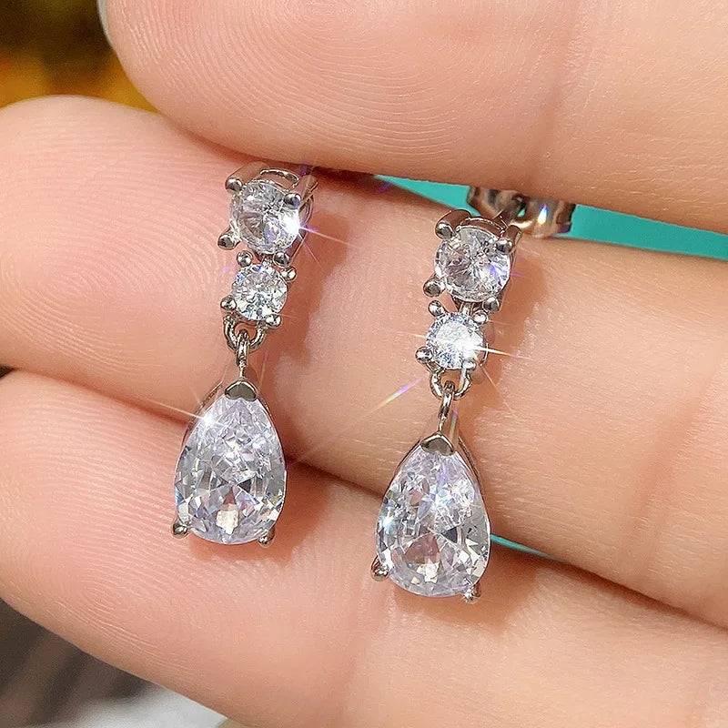 Pear-teardrop engagement earrings