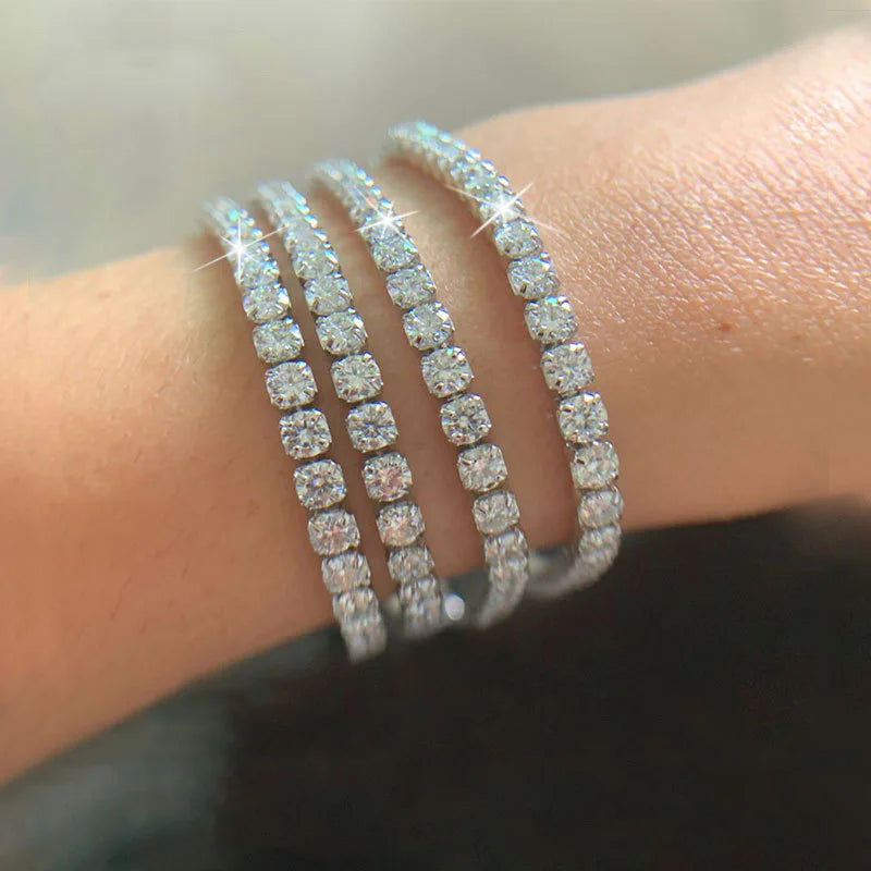 Minimalist high-sense 4 mm single-row bangle