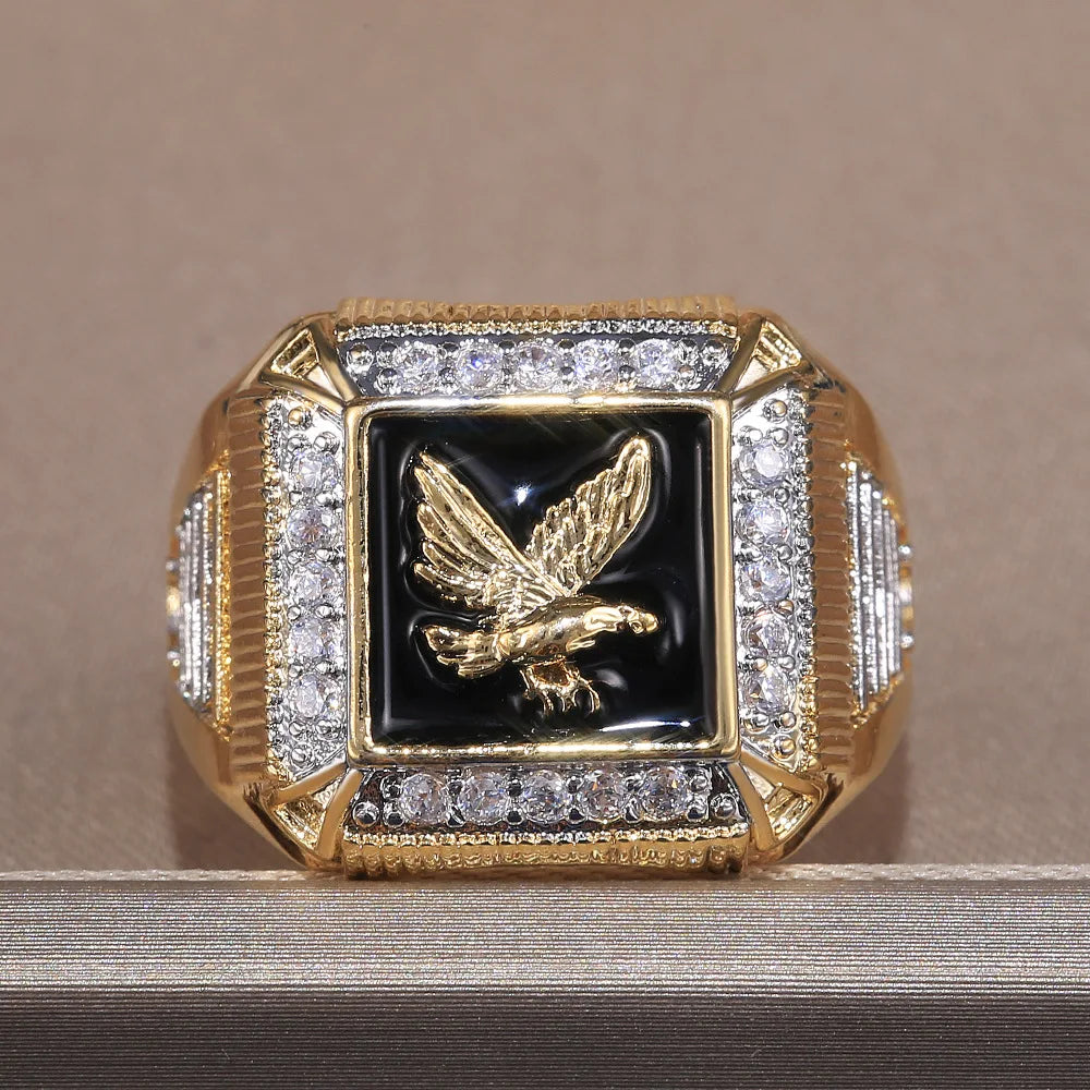 Men's eagle ring with sparkling accents